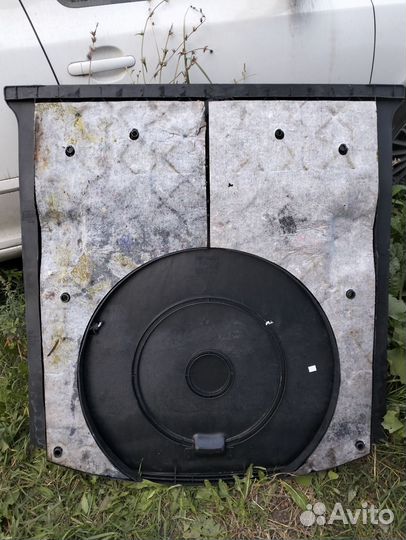 Пол багажника Touran 2003-2010