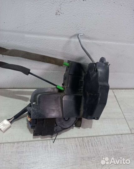 Замок задней левой двери Mazda CX 7