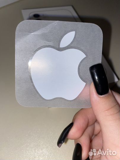 Наклейка iPhone