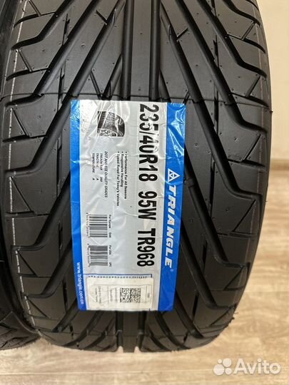 Triangle TR968 235/40 R18 97Y