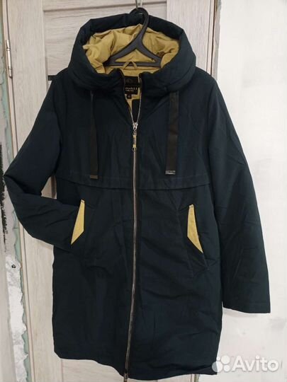 Пуховик зимний женский