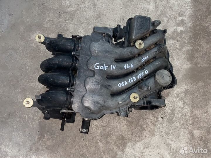 Коллектор впускной Golf 1.6л 8кл
