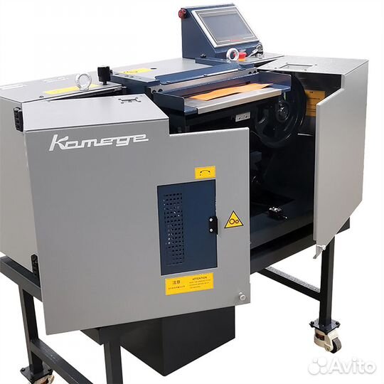 Машина для выравнивания кожи (двоильная)