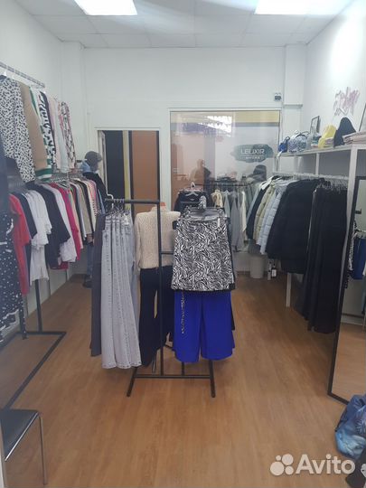 Шоурум женской одежды