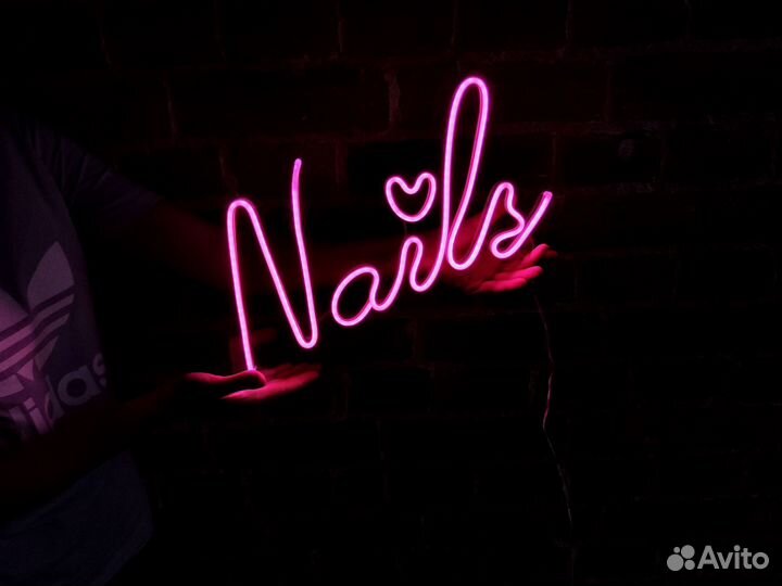 Неоновая вывеска для интерьера