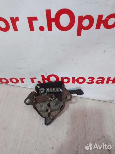 Замок капота Mazda Bongo Friendee