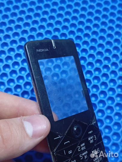 Nokia 7500 prism. Передняя панель с клавиатурой