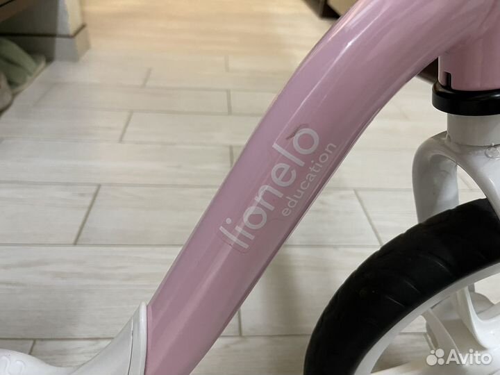 Беговел для девочки от 3 лет