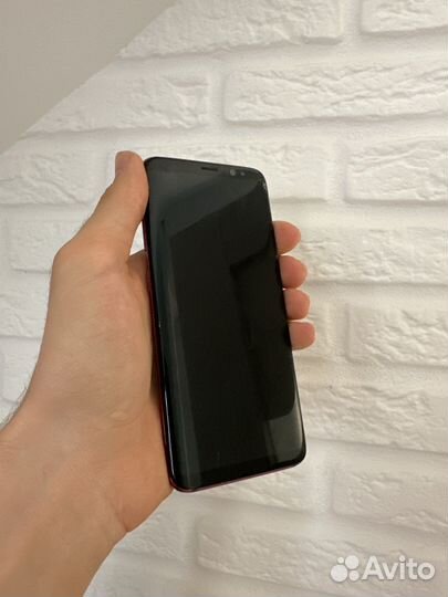 Samsung Galaxy S8, 4/64 ГБ