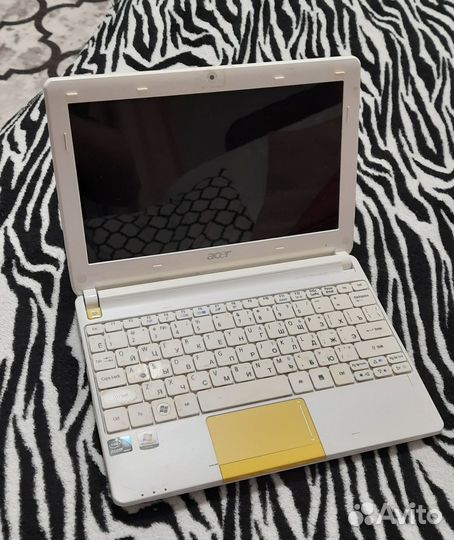 Нетбук acer aspire one