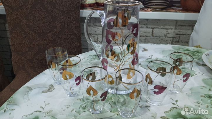 Кувшин и стаканы богемия