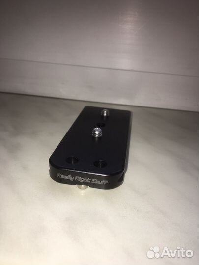 Really Right Stuff L10 D