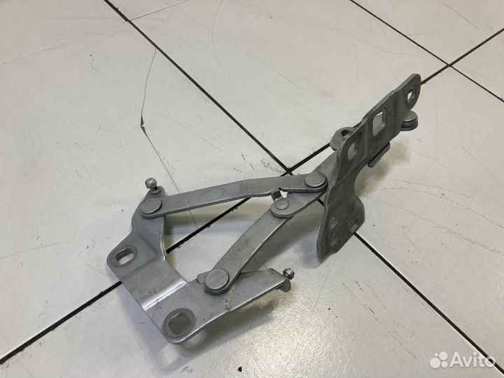 Петля капота правая Mercedes-Benz M-Class ML W166