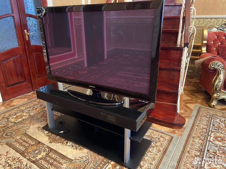 Телевизор samsung