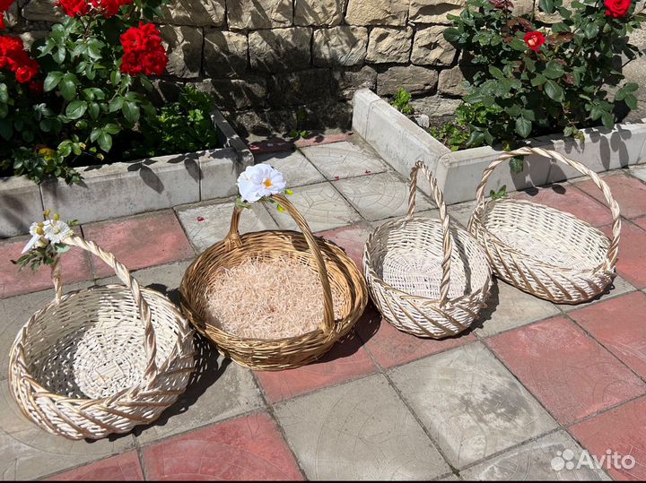 Плетенные корзины, свадебные корзины