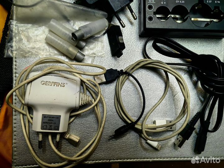 Зарядное смартфоны и др