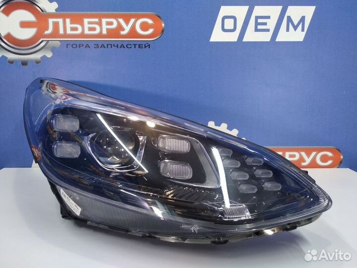 Фара правая Kia Sportage 4