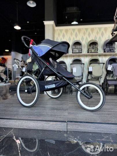 Коляска прогулочная Cybex Avi One Box Puma
