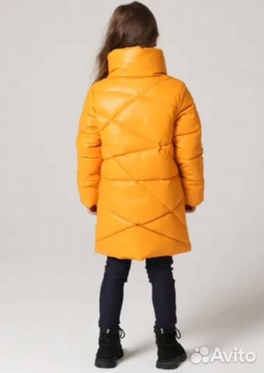 Польто зимнее на девочку 146рр