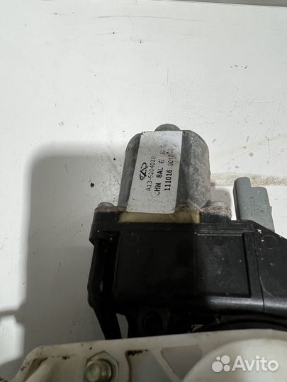 Стеклоподъемник задний правый Chery M11