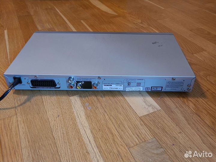 DVD плеер thomson