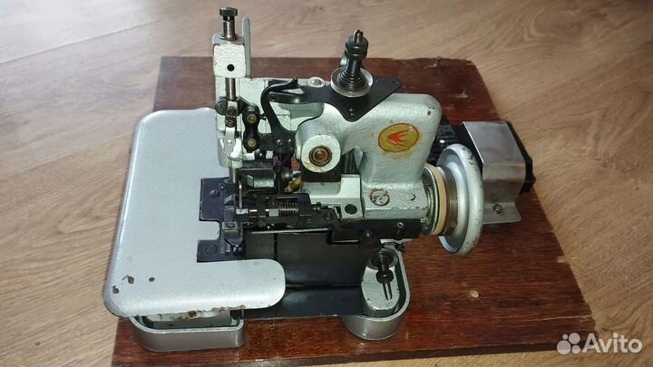 Оверлок для швейной машины