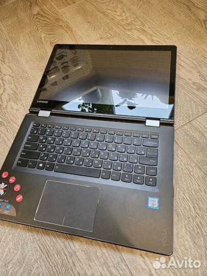 Ноутбук трансформер Lenovo yoga