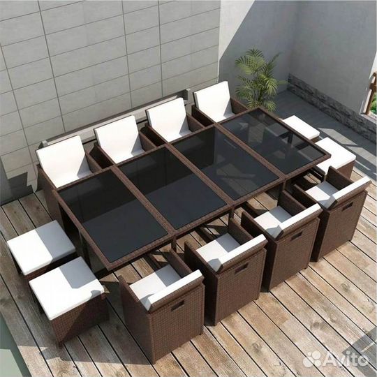 Мебель из ротанга для летнего или уличного кафе
