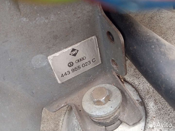 Трапеция дворников Audi 100 C3