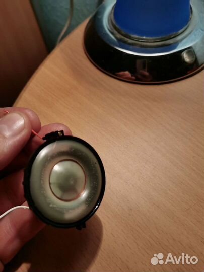 AKG - 702 динамик