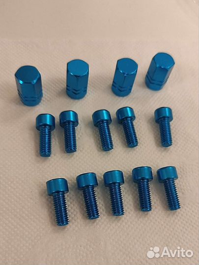 Цветные болты велосипед М5х12 + колпачки