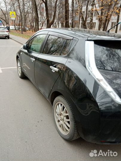 Nissan Leaf AT, 2013, 122 670 км