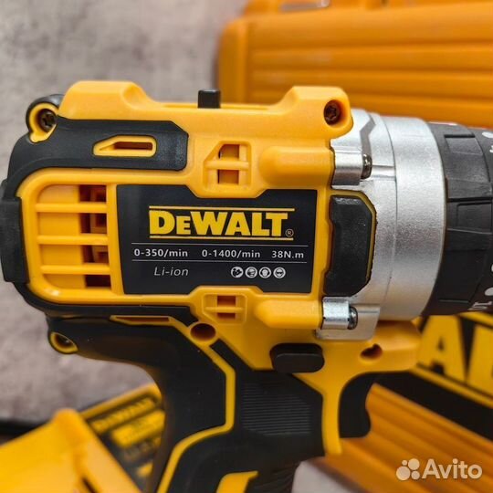 Шуруповерт dewalt бесщеточный аккумуляторный дрель