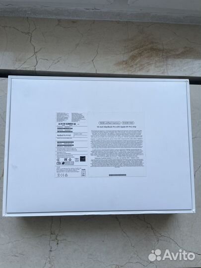 Macbook pro 14 m1 16гб 512гб
