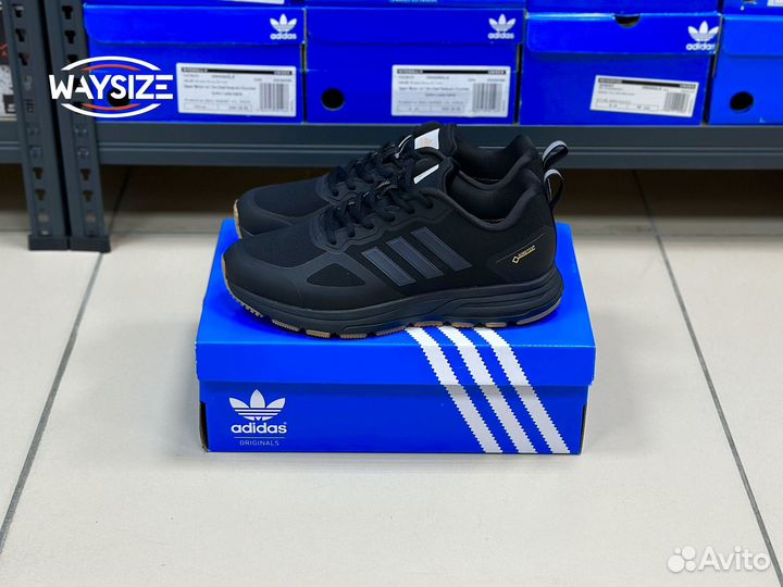 Кроссовки Adidas непромокаемые