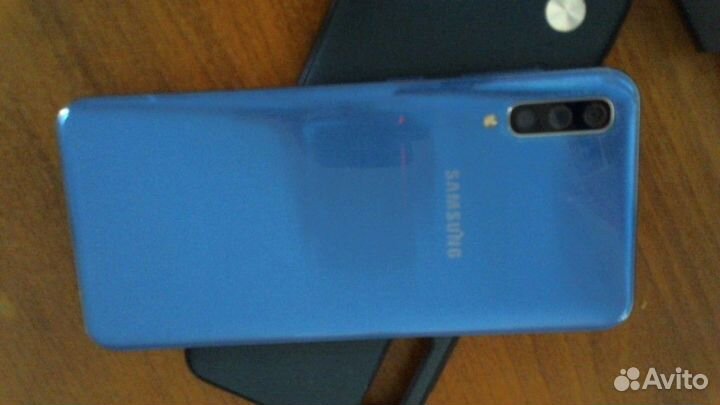 Samsung Galaxy A50, 4/64 ГБ