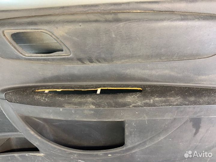 Обшивка двери передняя правая Citroen C4 LA 2004