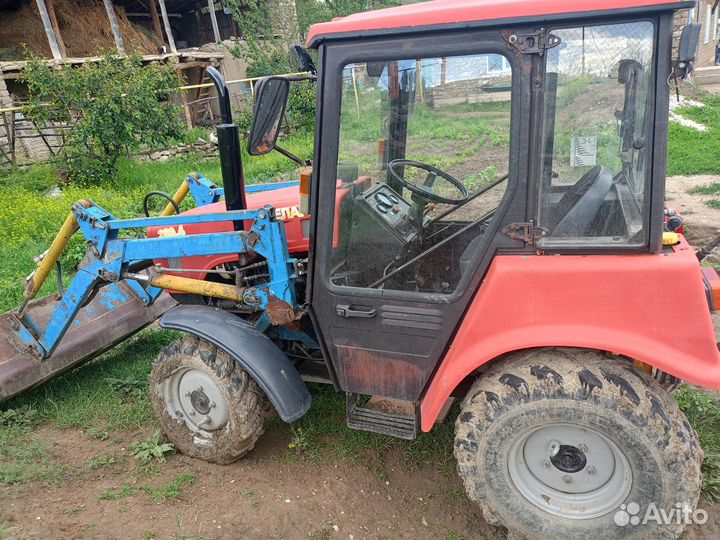 Трактор МТЗ (Беларус) 320 с КУН, 2012