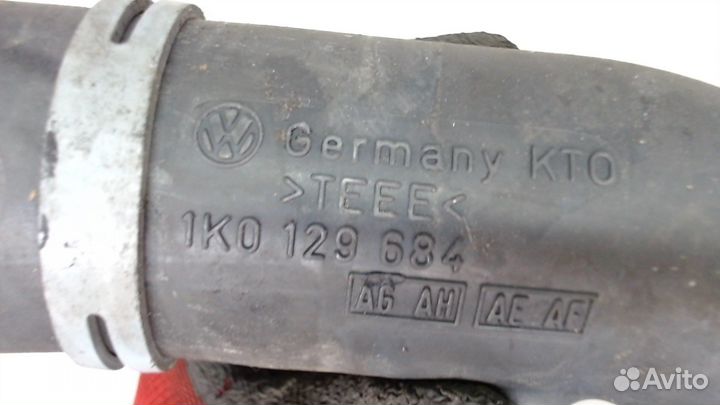 Патрубок воздушного фильтра Volkswagen Touran, 200