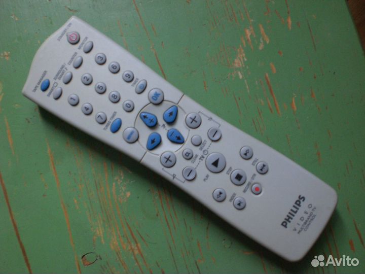 Видеомагнитофон Philips vr805/58