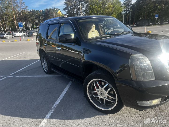 Cadillac Escalade 6.2 AT, 2007, 287 000 км