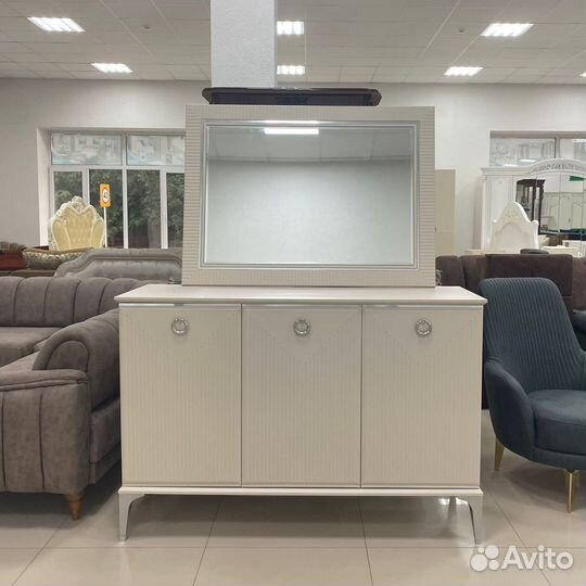 Комод с зеркалом Самира
