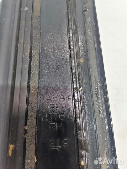 Накладка двери задней правой Toyota Camry GSV50 20