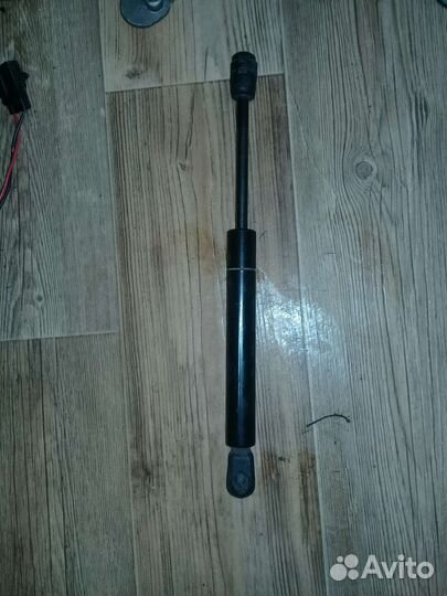 Запчасти на Nissan primera p12