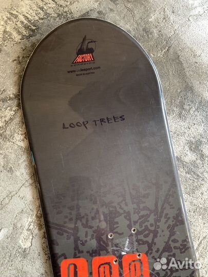 Сноуборд 135 кембер детский Factory LoopTrees