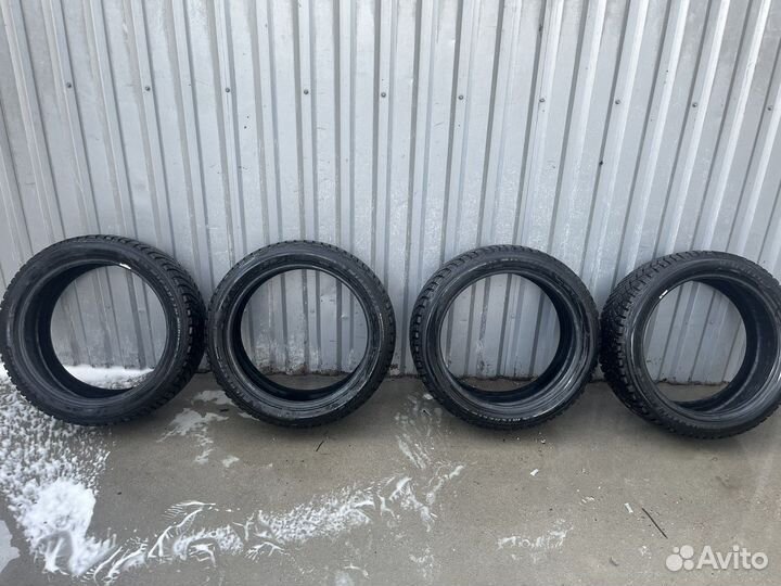 Michelin X-Ice North 4 225/45 R19