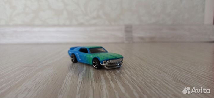 Hot wheels машинки новые