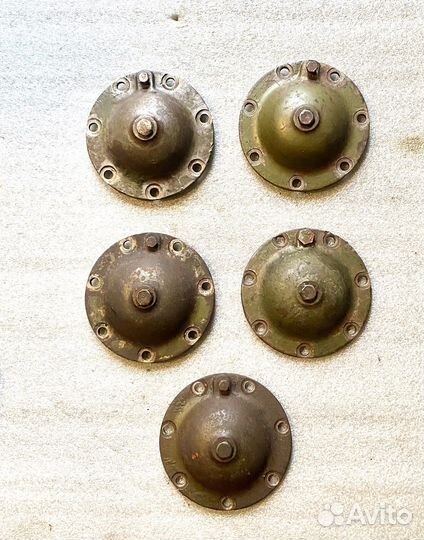 Крышка ступицы катка Гтт / 21.32.025