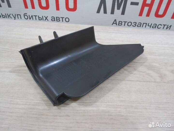 Воздуховод Volkswagen Touareg