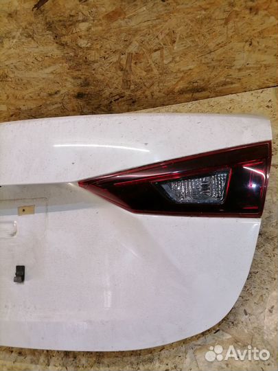 Крышка багажника Mazda 3 BM Sedan